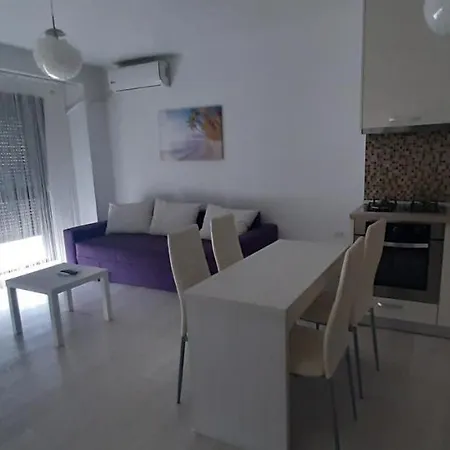 Ariadna Apartment *
